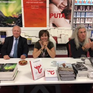 Mark Eyskens, Guido Belcanto & Meredith Van Overloop op de Boekenbeurs Antwerpen